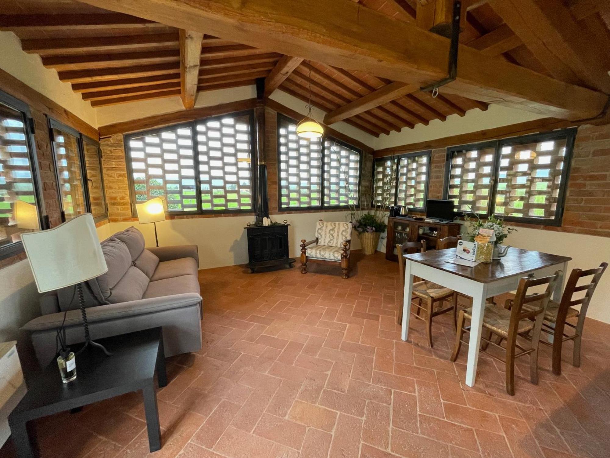 Agriturismo Le Sorbelle D'Orcia Con Piscina Pienza Exterior foto